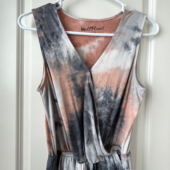 Wallflower Tie-Dye Sleeveless Romper - Picture 4 of 5